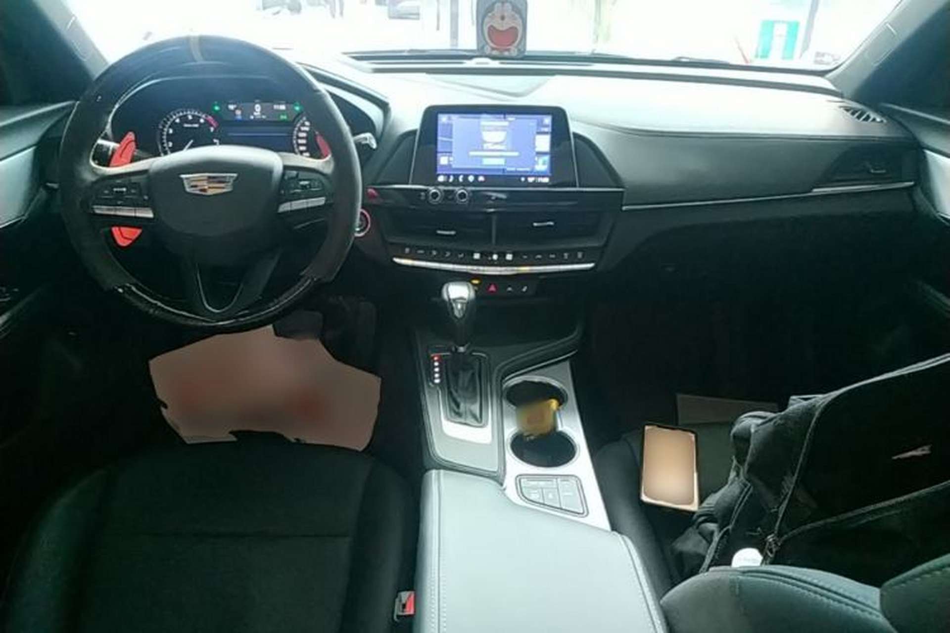 Used Cadillac CT4 2023 28T Luxury Version Center Console