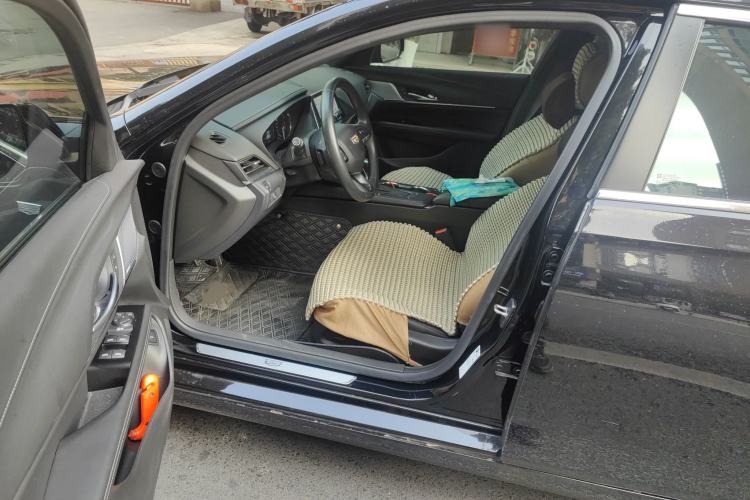 Used Cadillac CT4 2023 28T Luxury Version Driver Seat