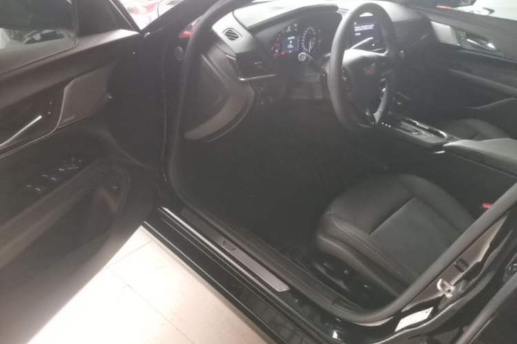 Used Cadillac CT4 2023 28T Luxury Version Driver Seat