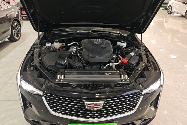 Used Cadillac CT4 2023 25T Luxury Model Engine Bay