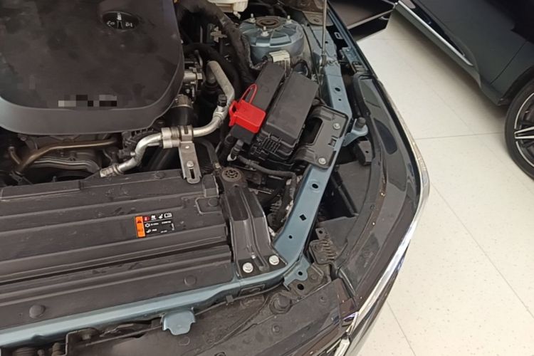 Used Cadillac CT4 2023 25T Luxury Model Engine Bay Left
