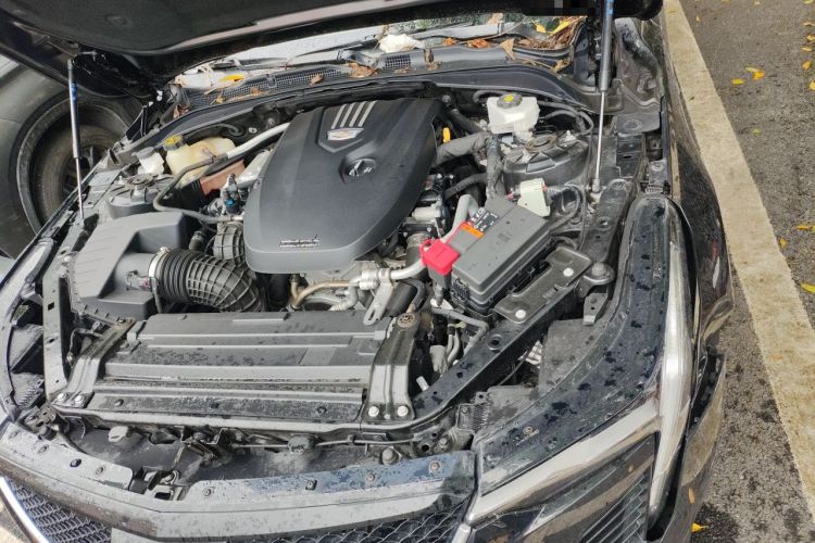 Used Cadillac CT4 2023 25T Luxury Model Engine Bay Left