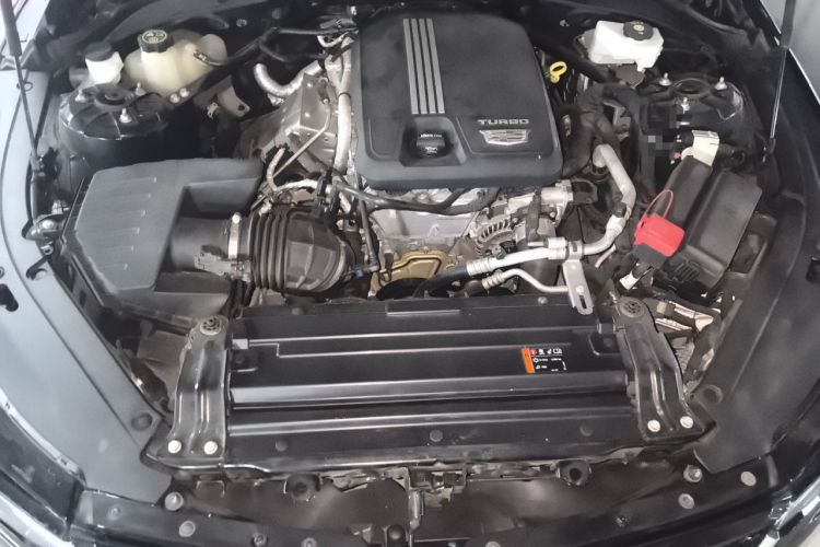 Used Cadillac CT4 2023 28T Luxury Version Engine Bay