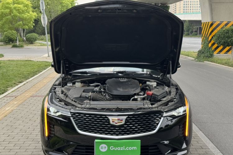 Used Cadillac CT4 2023 25T Luxury Model Engine Bay