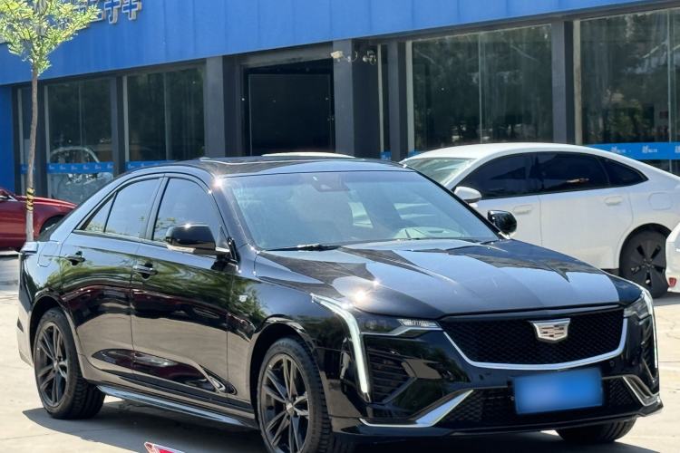 Used Cadillac CT4 2023 25T Luxury Model Exterior 2