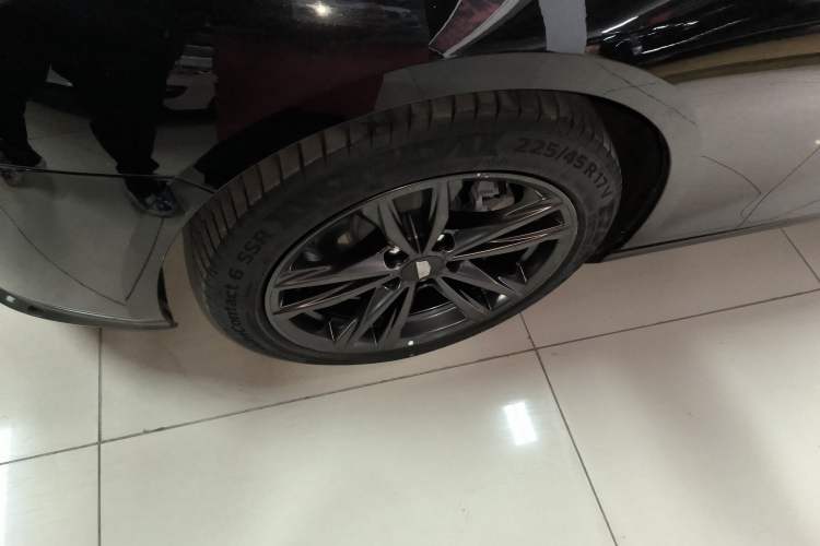 Used Cadillac CT4 2023 25T Luxury Model Exterior 7