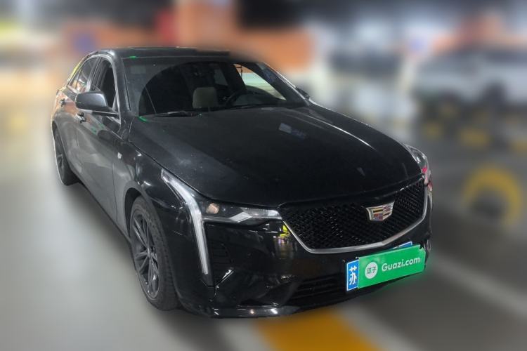 Used Cadillac CT4 2023 28T Luxury Version Front Right 45 Deg
