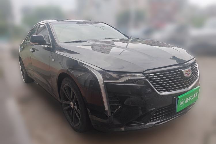 Used Cadillac CT4 2023 25T Luxury Model Front Right 45 Deg