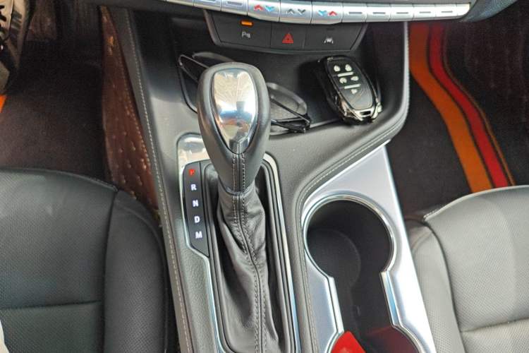 Used Cadillac CT4 2023 25T Luxury Model Gear Lever