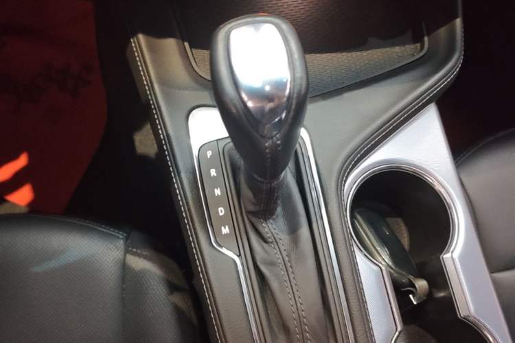 Used Cadillac CT4 2023 25T Luxury Model Gear Lever