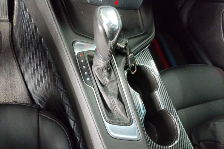 Used Cadillac CT4 2023 25T Fashion Edition Gear Lever