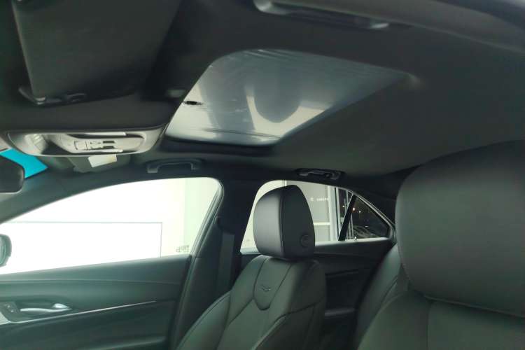 Used Cadillac CT4 2023 28T Luxury Version Headliner