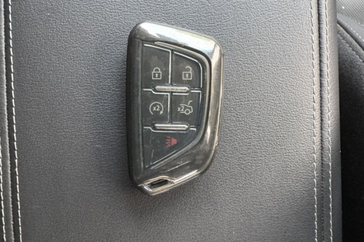 Used Cadillac CT4 2023 25T Luxury Model Interior 3