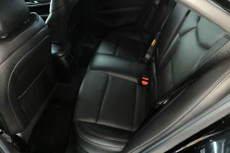 Used Cadillac CT4 2023 25T Luxury Model Interior 4