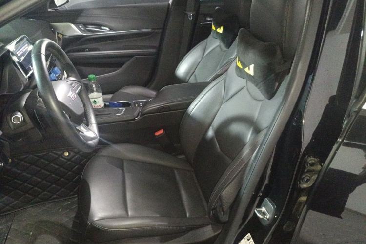Used Cadillac CT4 2023 28T Luxury Version Left Front Seat