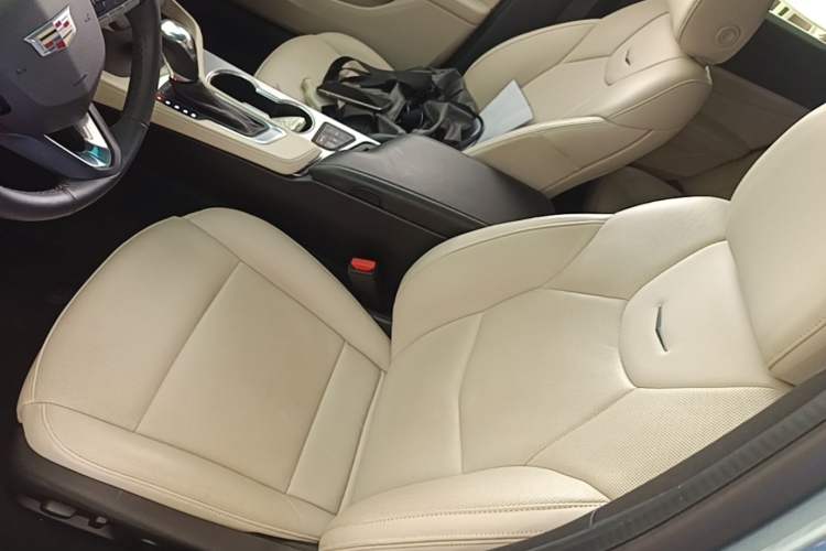 Used Cadillac CT4 2023 25T Luxury Model Left Front Seat