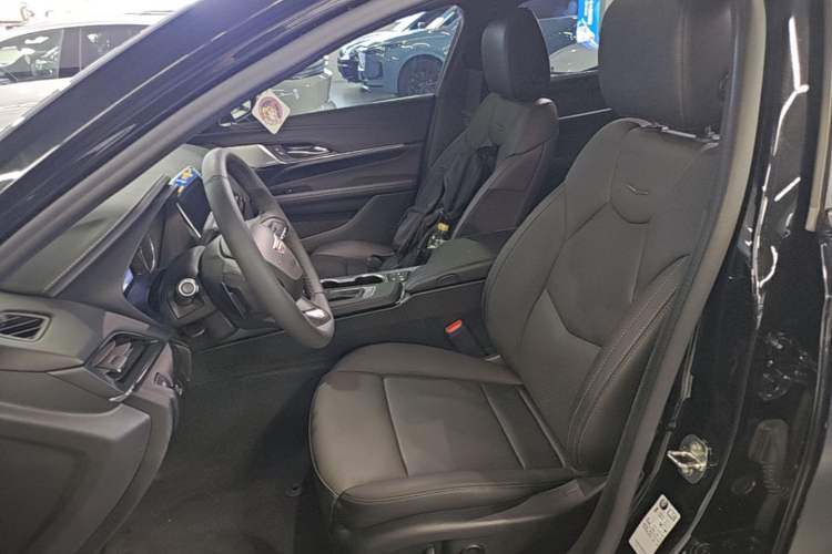 Used Cadillac CT4 2023 25T Luxury Model Left Front Seat