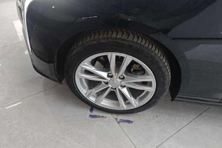 Used Cadillac CT4 2023 25T Fashion Edition Left Front Wheel Hub