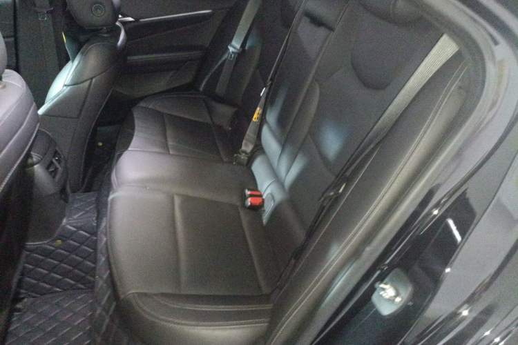 Used Cadillac CT4 2023 28T Luxury Version Left Rear Seat