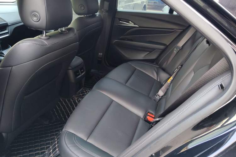 Used Cadillac CT4 2023 28T Luxury Version Left Rear Seat