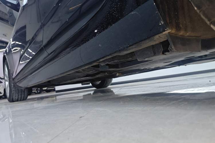 Used Cadillac CT4 2023 25T Fashion Edition Left Side Sill