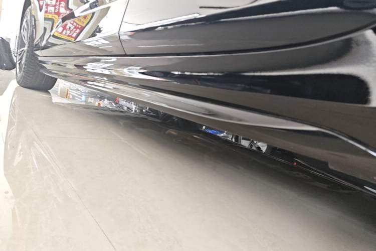 Used Cadillac CT4 2023 25T Luxury Model Left Side Sill