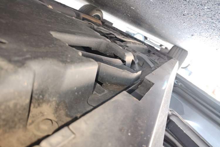 Used Cadillac CT4 2023 25T Luxury Model Left Side Sill