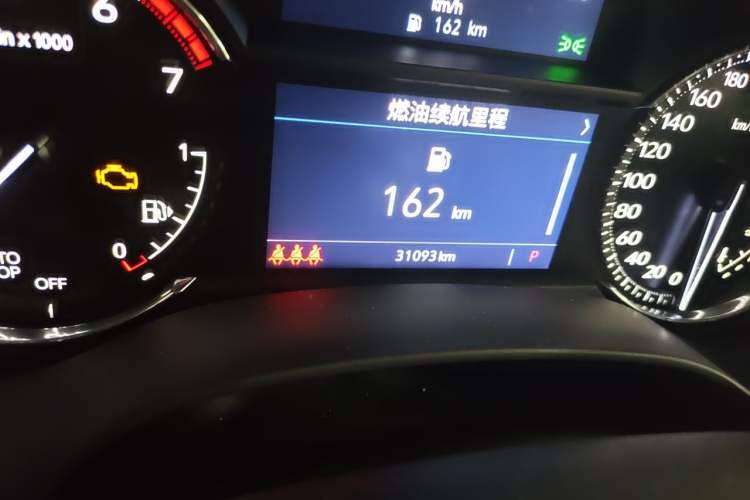 Used Cadillac CT4 2023 25T Fashion Edition Odometer Close Up
