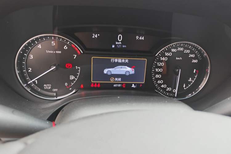 Used Cadillac CT4 2023 28T Luxury Version Odometer Close Up