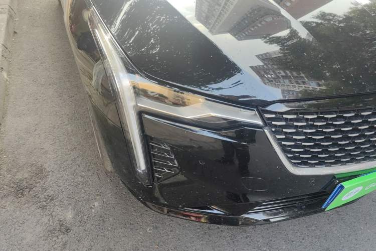 Used Cadillac CT4 2023 28T Luxury Version Right Front Headlight
