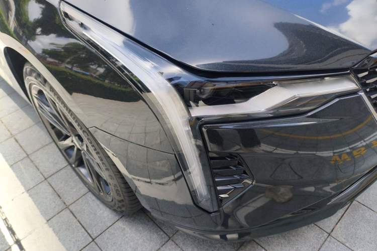 Used Cadillac CT4 2023 25T Luxury Model Right Front Headlight
