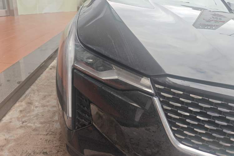 Used Cadillac CT4 2023 25T Luxury Model Right Front Headlight