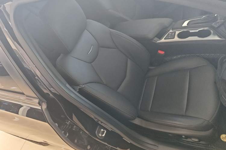Used Cadillac CT4 2023 25T Luxury Model Right Front Seat