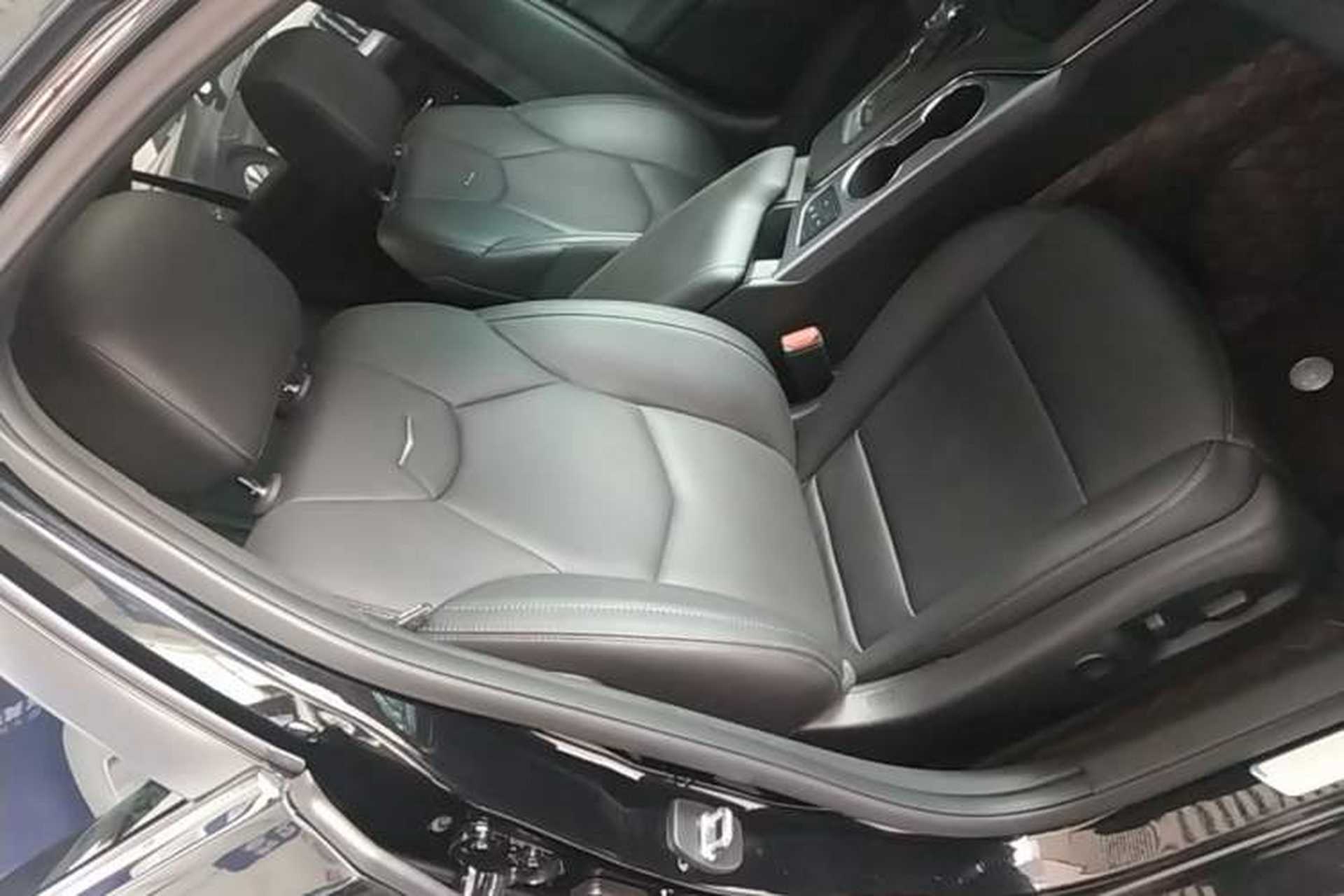 Used Cadillac CT4 2023 28T Luxury Version Right Front Seat