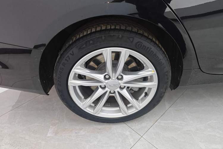 Used Cadillac CT4 2023 25T Fashion Edition Right Rear Wheel Hub