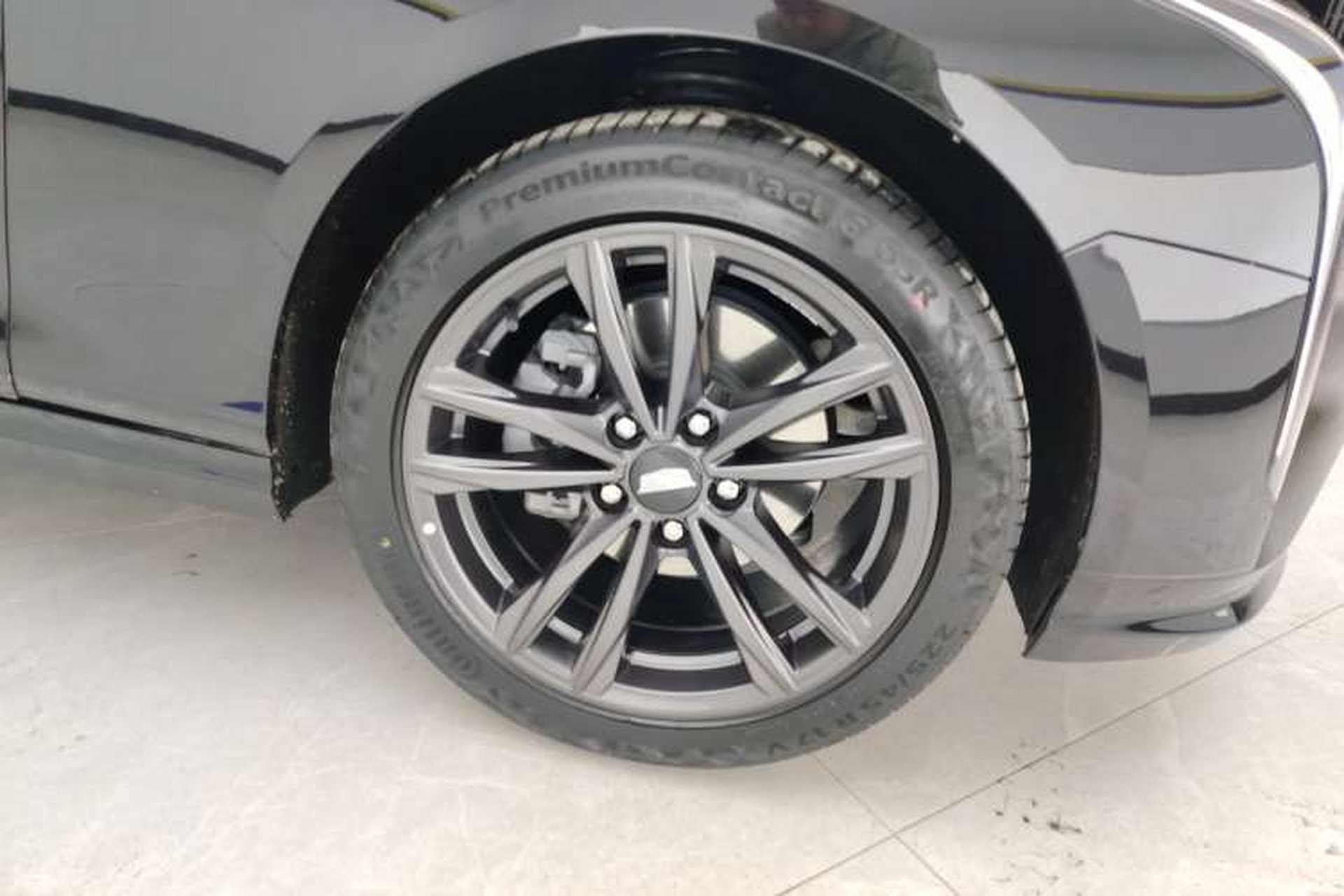 Used Cadillac CT4 2023 28T Luxury Version Right Rear Wheel Hub