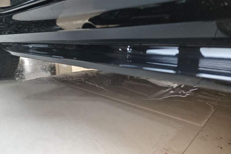 Used Cadillac CT4 2023 25T Luxury Model Right Side Sill