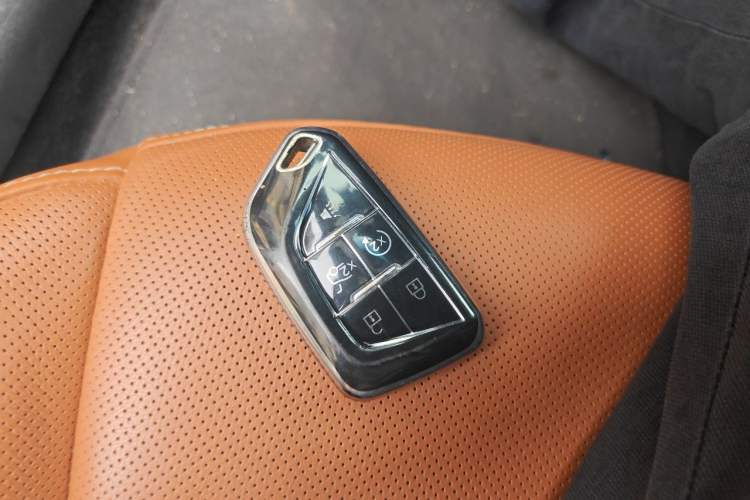 Used Cadillac CT4 2023 28T Luxury Version Vehicle Key