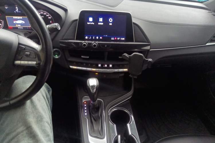 Used Cadillac CT4 2023 25T Fashion Edition Audio And AC Panel