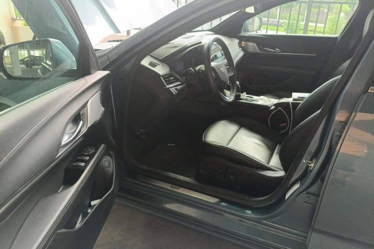 Used Cadillac CT4 2023 28T Luxury Version Driver Seat