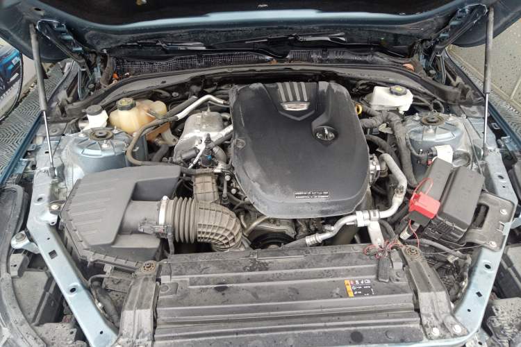Used Cadillac CT4 2023 25T Fashion Edition Engine Bay