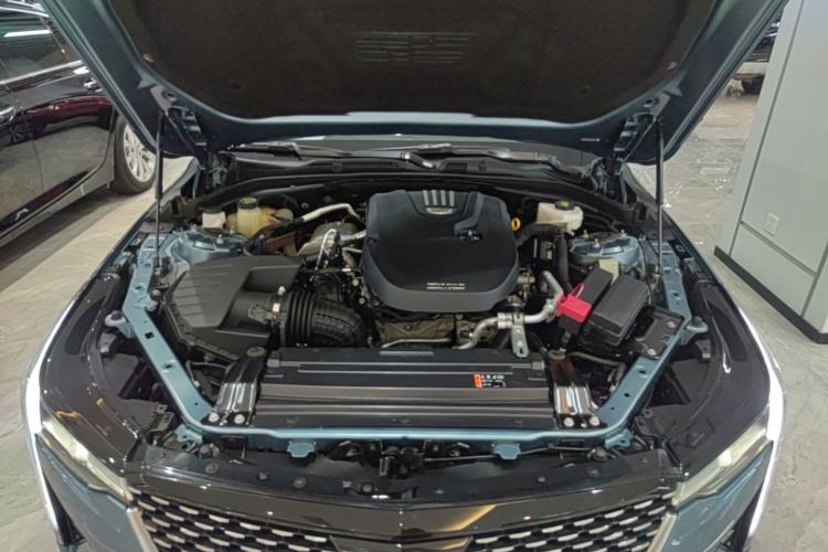 Used Cadillac CT4 2023 25T Fashion Edition Engine Bay
