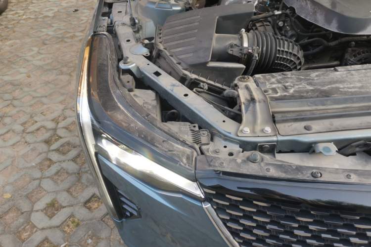 Used Cadillac CT4 2023 25T Fashion Edition Engine Bay Right