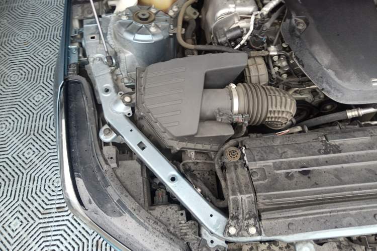 Used Cadillac CT4 2023 25T Fashion Edition Engine Bay Right