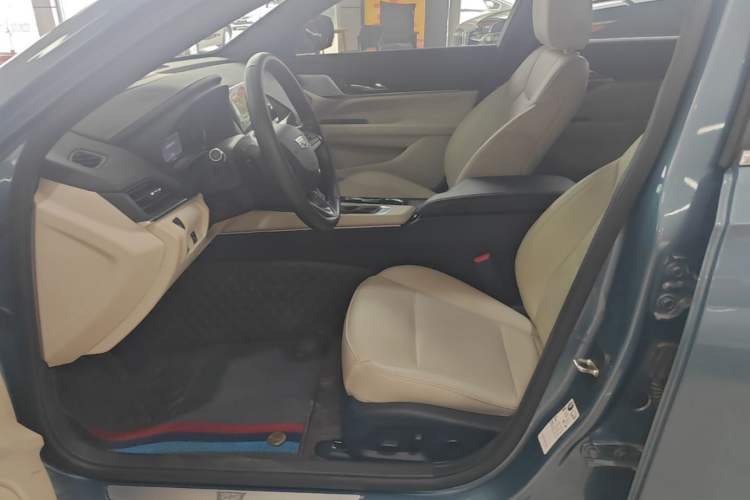 Used Cadillac CT4 2023 25T Fashion Edition Left Front Seat