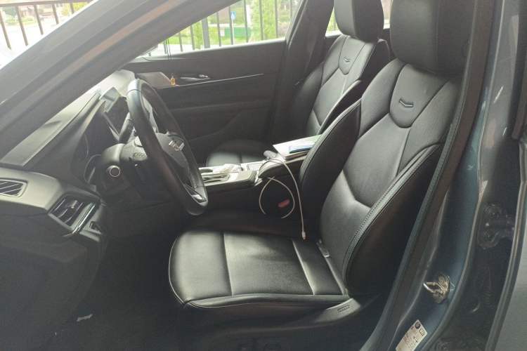 Used Cadillac CT4 2023 28T Luxury Version Left Front Seat