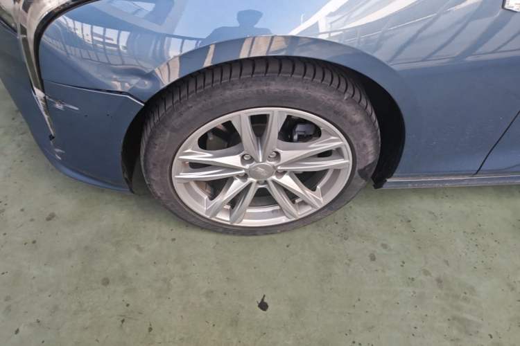 Used Cadillac CT4 2023 25T Fashion Edition Left Front Wheel Hub