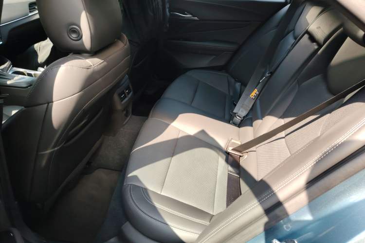 Used Cadillac CT4 2023 28T Luxury Version Left Rear Seat
