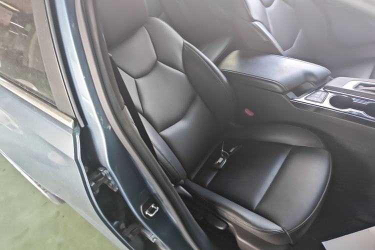 Used Cadillac CT4 2023 25T Fashion Edition Right Front Seat