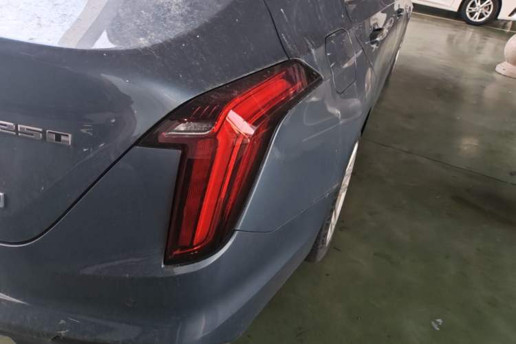 Used Cadillac CT4 2023 25T Fashion Edition Right Rear Taillight